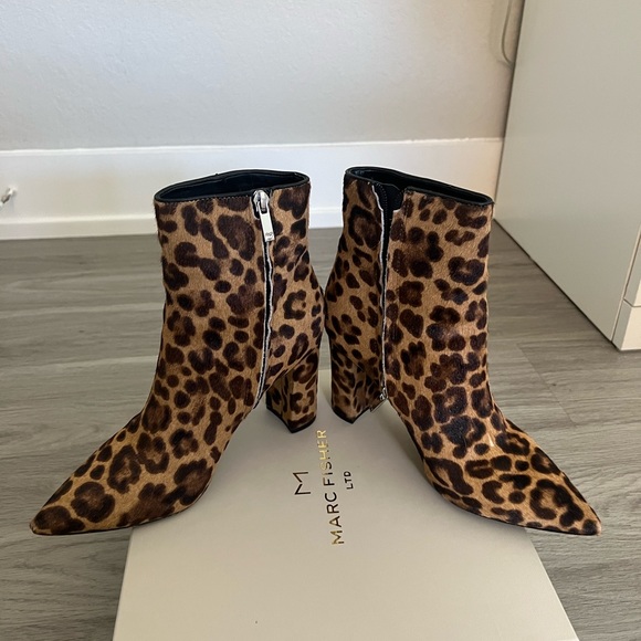 Marc Fisher LTD Ulani Pointy Toe Booty - Leopard - Size 8 - Picture 11 of 12